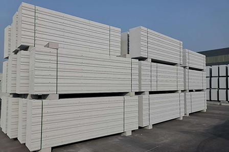 輕質隔墻板養護必不可少！