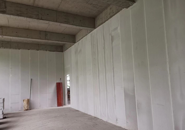 坂田學校-室內ALC隔墻板